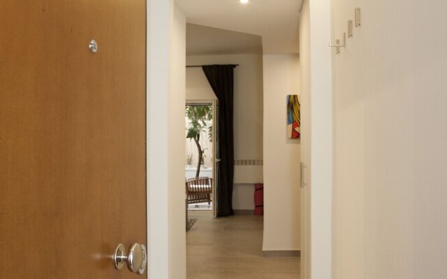 HiEnd Flat and Terrace Lower Gfloor