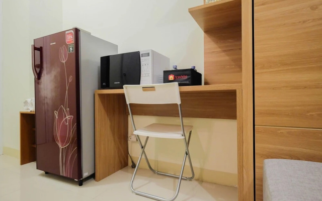 Modern Studio Apartment 27th on Top of Green Pramuka Mall