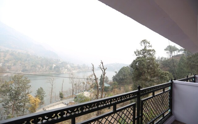OYO 12312 Home Lake View 2 BHK Bhimtal