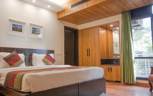 Hotel Grand FFOUR
