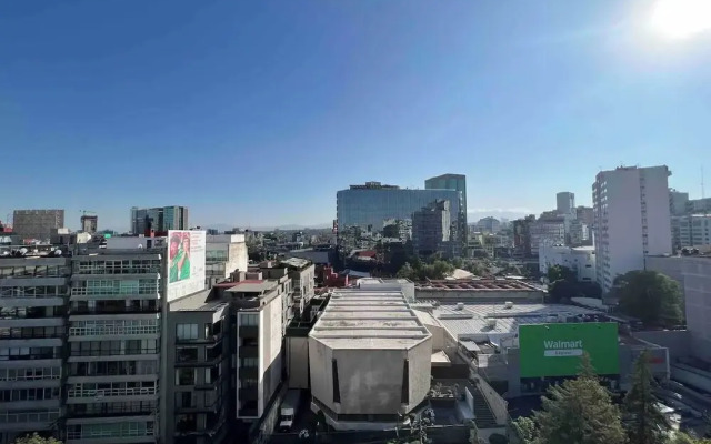 Posh Polanco Apts with Tv and Desk