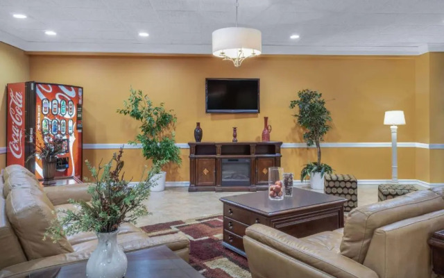 Super 8 - Harrison OH