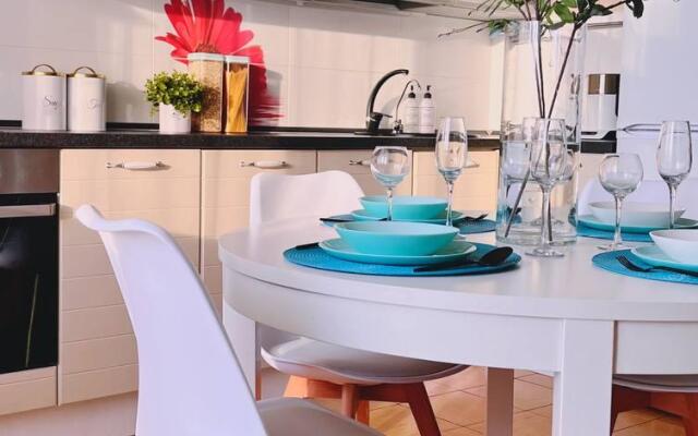 Династия на улице Весны 25