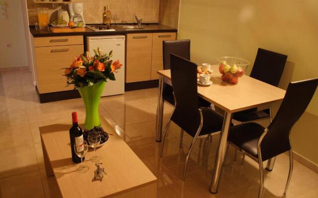 Eleana Boutique Hotel & Blue Infinity