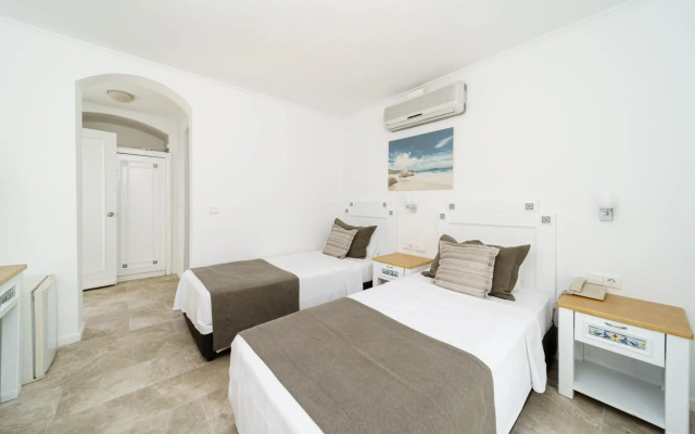 Costa Sariyaz Hotel