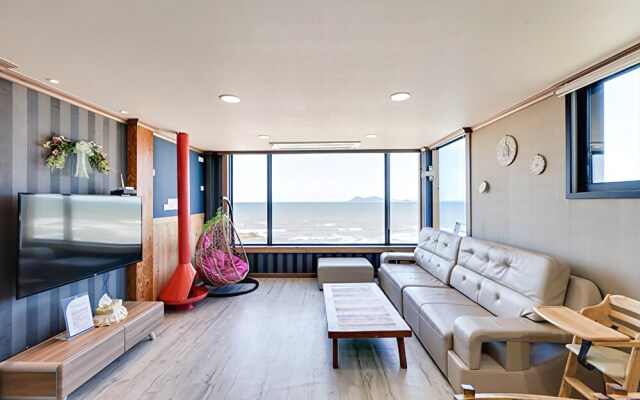 Buan Solei View Spa Pension