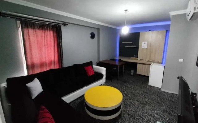 İNCİ House