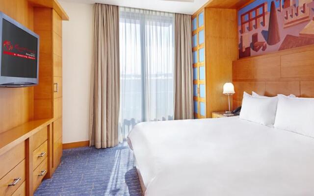 Resorts World Sentosa - Hotel Michael