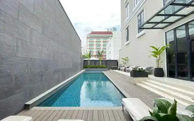 Maia Hotel