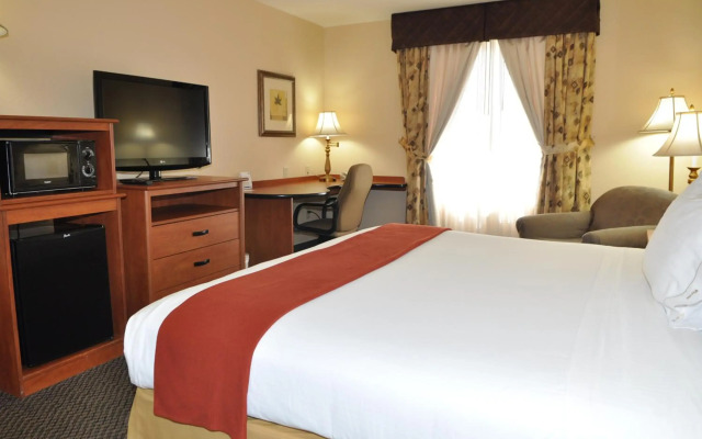 Holiday Inn Express Las Vegas-Nellis by IHG