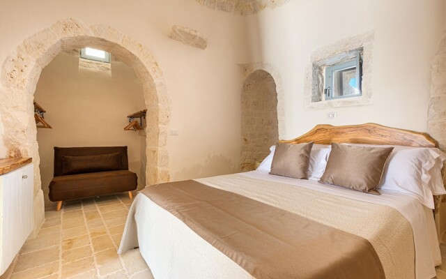 2456 Trullo Venti by Perle di Puglia