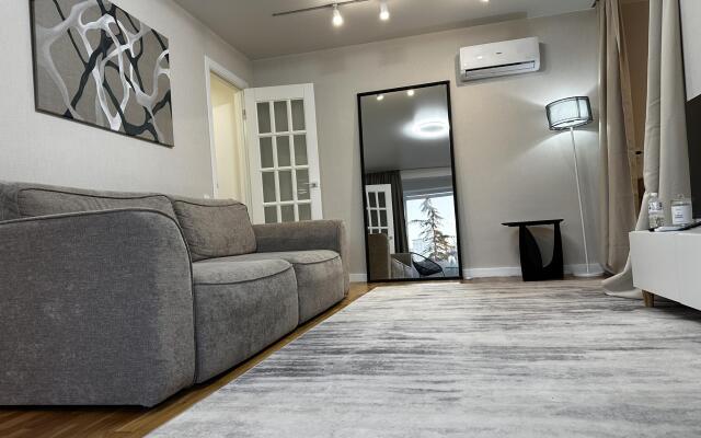 LetoApart на Конституции СССР