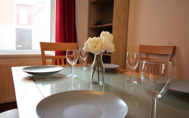75 Donard House