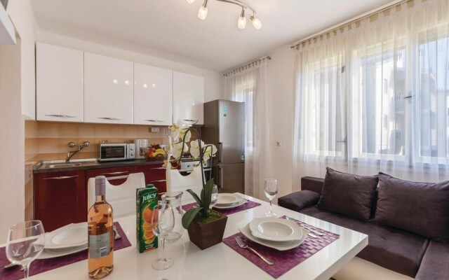 Beautiful Home in Pula With Wifi and 2 Bedrooms