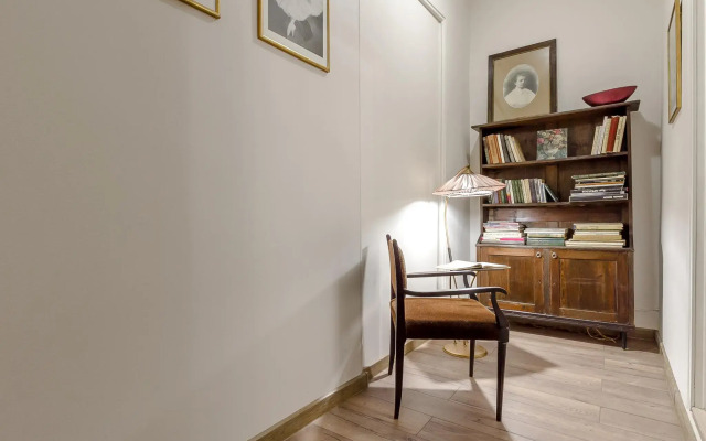 Аапартаменты на улице Большая Монетная 10а