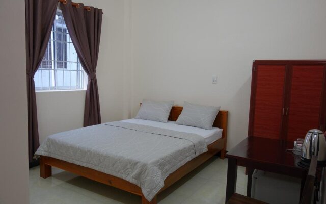 Huong Quang Guesthouse