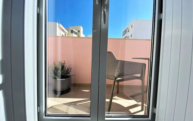Cardeal Suites & Apartments