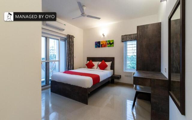 Super OYO Townhouse 1225 Chethana Inn