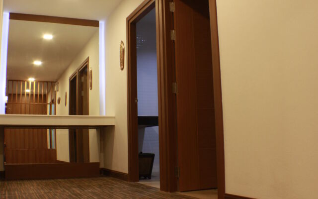 Huen Jao Ban Hotel