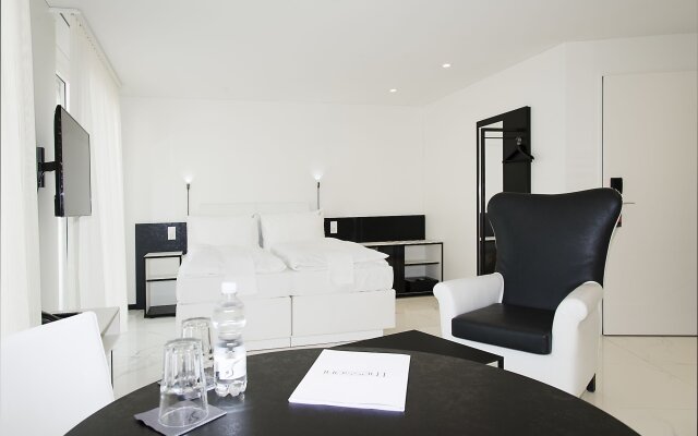 Longstay Residence Thessoni home - Self check in serviced apartments & Hotel