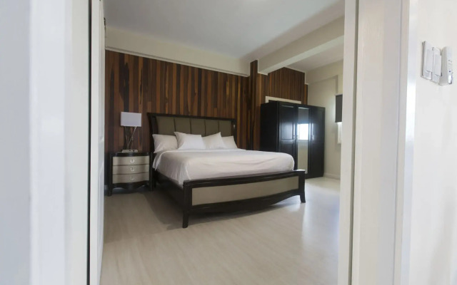 King's Hotel & Residences