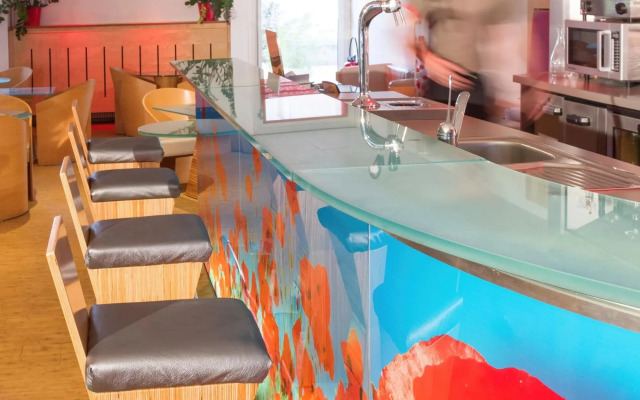 ibis Lyon Gerland Rue Merieux
