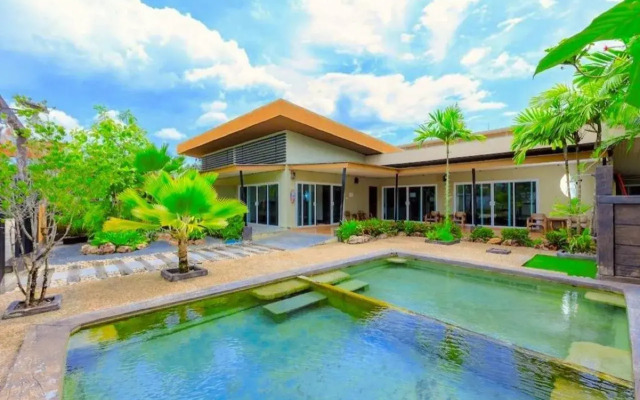 Saline Hot Spring Resort