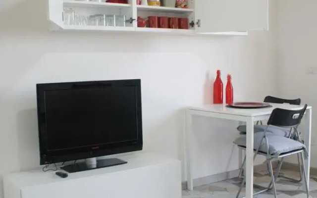Red Studio Flat