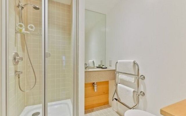 Fountain View Apartment