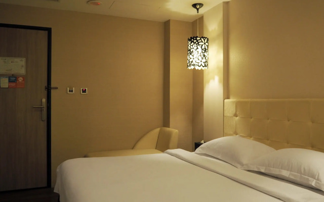 The Riverside Hotel Hengchun