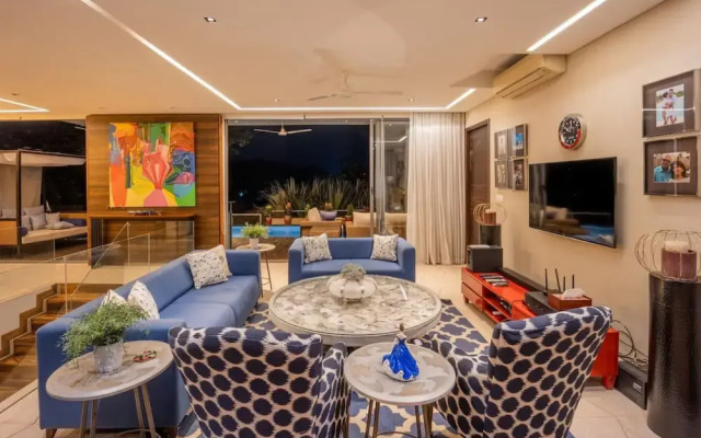 Avior by Hireavilla - 4BR w Infinity Pool in Parra