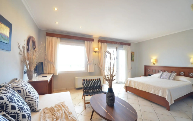 Evilion & Stilvi Sea & Sun Hotels