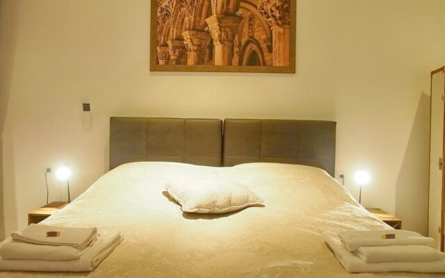 Luxury Style Apartments