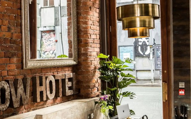 The Cow Hollow Hotel