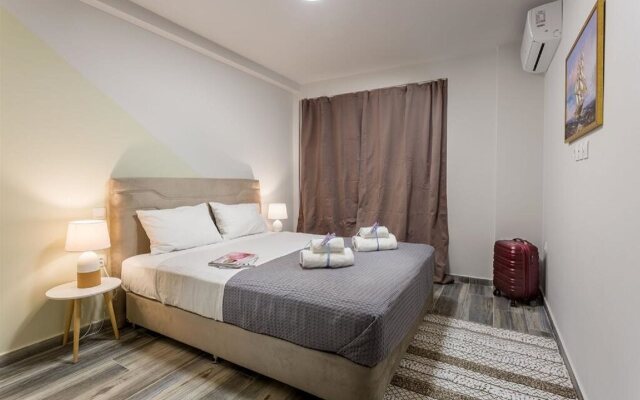 Supreme Luxury Suites by Athens Stay