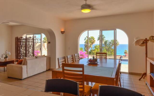 An Inviting 2BR Villa Oceano Located Just A Short Walk to the Beach