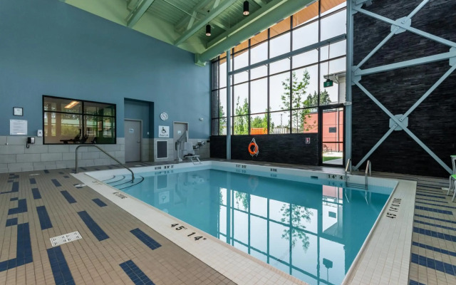 Holiday Inn Express And Suites Chilliwack East by IHG