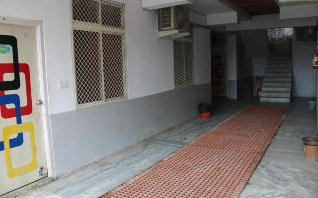 Hz Inn