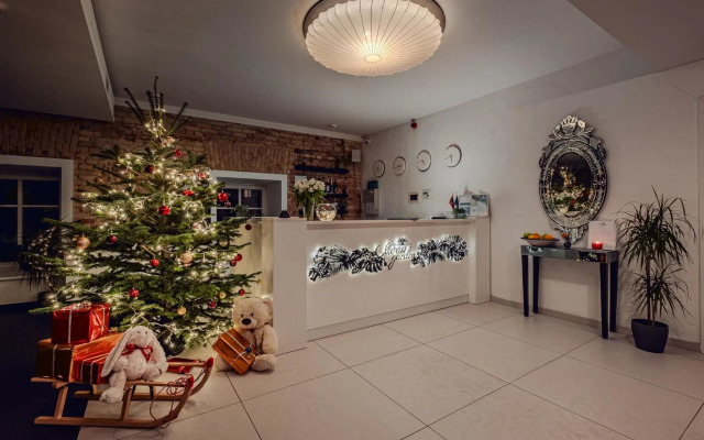 Moon Garden Boutique Hotel