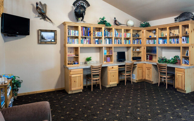 AmericInn Lodge & Suites Belle Fourche