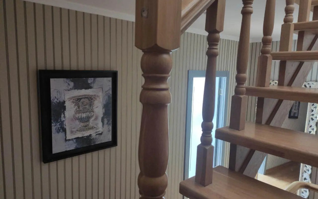 Peterhof townhouse