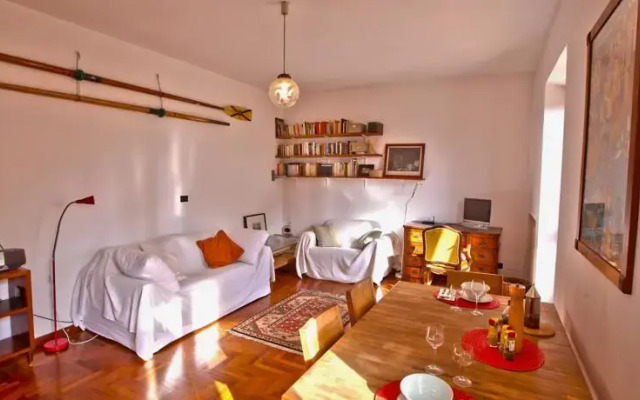 Regina Margherita Halldis Apartment
