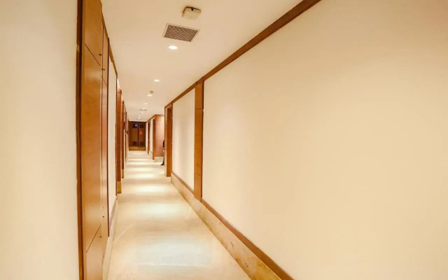 FabHotel F9 Chhatarpur