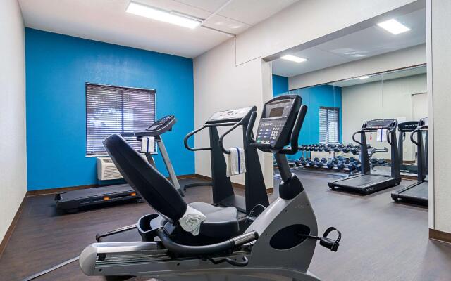 Holiday Inn Hotel and Suites Richmond West End by IHG