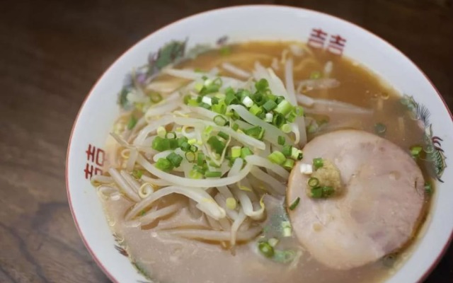 Nikoh Capsule Hotel Refre - Hostel - Caters to Men