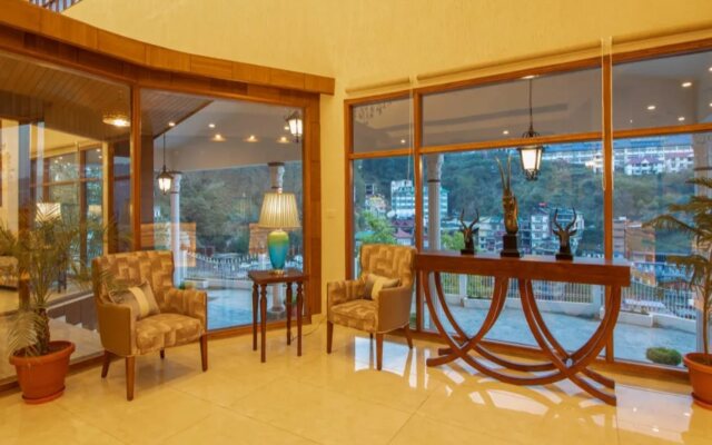 Larisa Resort Shimla