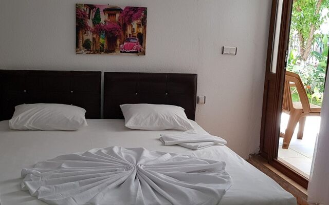 Santo Akyaka Home