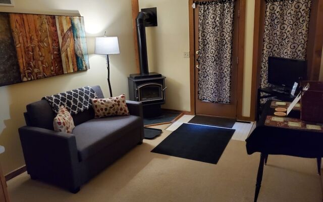 Heartland Country Resort & Lodge