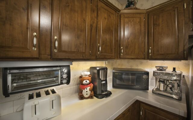 42r Rosenberg'S Creekside Cabin