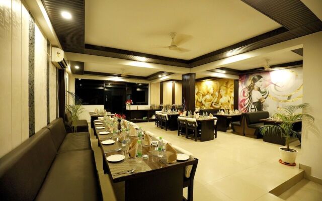 OYO 8095 Hotel Taj Castle